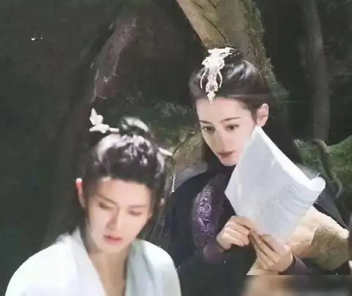 迪丽热巴任嘉伦新戏造型曝光,热巴造型又酷又美,任嘉伦心想事成
