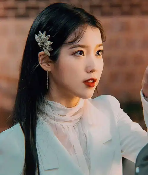 德鲁纳酒店播出在即,iu公开出演原因,还说自己的满月有魅力