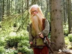 权力的游戏中的小恶魔彼特丁拉基生为小矮人,不用对不起
