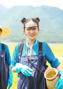 39岁陈乔恩又嫩了穿牛仔裤似少女,就是鞋子丑出新高度