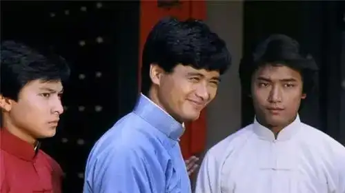 星爷拍完抄家这场戏,陈嘉上直呼天才,周润发承认自己被取代
