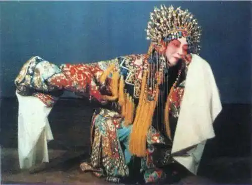 冬天扇扇子是什么体验