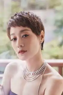 马伊琍金鸡奖提名表彰仪式凭借找到你获最佳女主角提名
