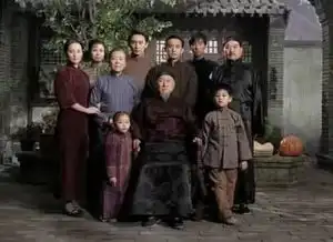 你可能不认识这位国家一级演员,但你一定认识他的儿子黄磊
