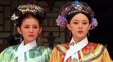 热依扎隐婚生女,曾患重度抑郁,生父被网友扒出疑某知名乐队鼓手
