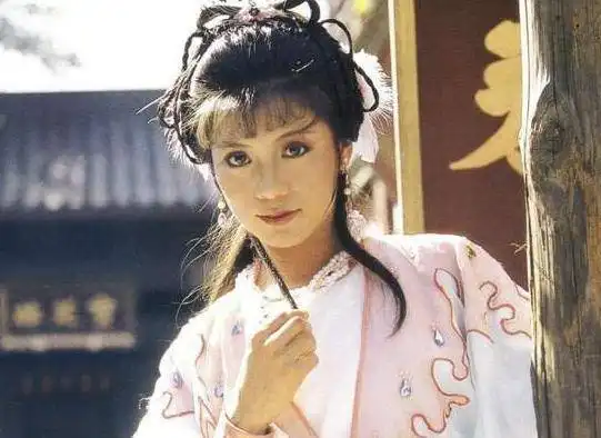 85年,翁美玲在寻呼台给汤镇业留16字遗言后,转身打开煤气阀门