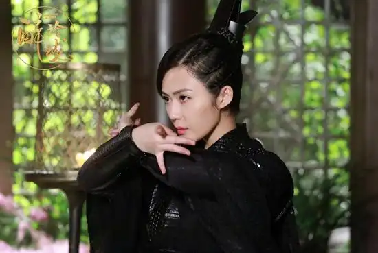 醉玲珑汤晶媚再演反派游刃有余与刘诗诗飙戏气质迥异大获好评
