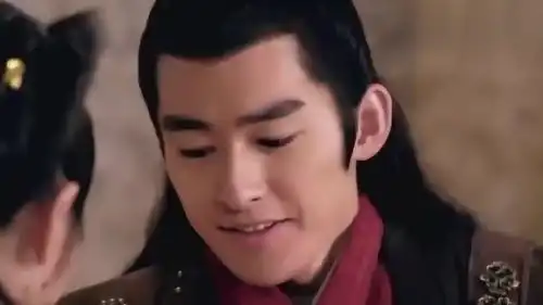 帅罗成情迷软萌单盈盈,眼神无限宠溺,空气中都是暧昧的气息
