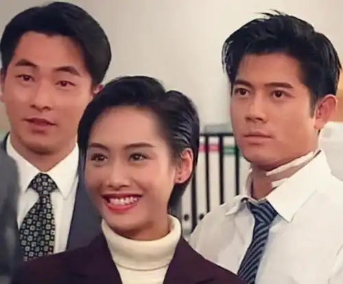 周杰伦回复费曼留言,费曼终于追星成功,吴镇宇父子俩性格太搞怪
