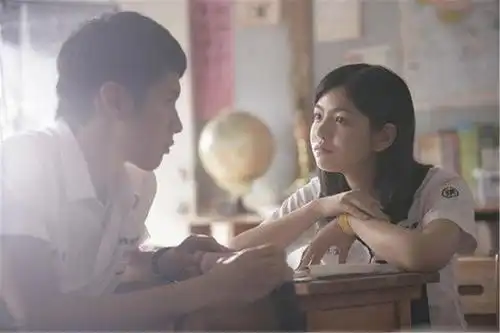 14岁女儿被同学纠缠,老师称一个巴掌拍不响,爸爸用行动霸气反驳
