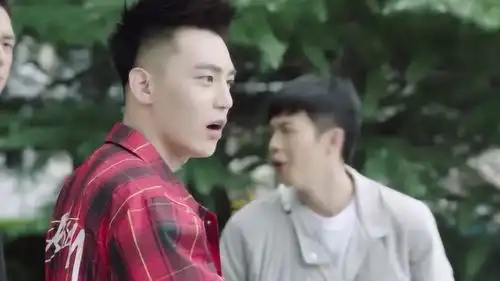 亲爱的热爱的亚亚,你不要太激动了