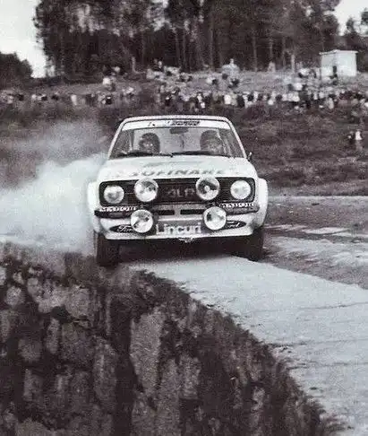 头文字d大杀招解密漂移大神vaughngittinjr揭秘排水渠过弯跑法