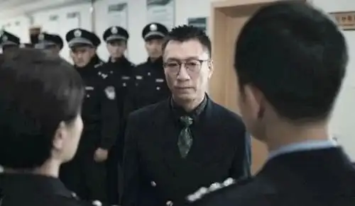 扫黑风暴真正反映时代精神的作品,应该这样拍