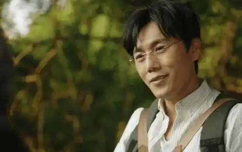 隐秘的角落幕后公开,普普为角色剪头发,老演员真心不容易