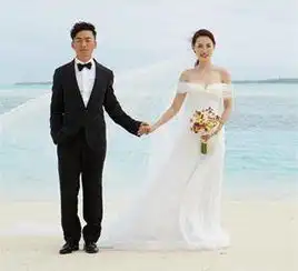 王宝强离婚案进展顺利终于笑了马蓉律师急得骂人
