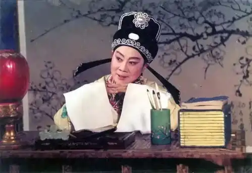 演出是对老师最好的纪念
