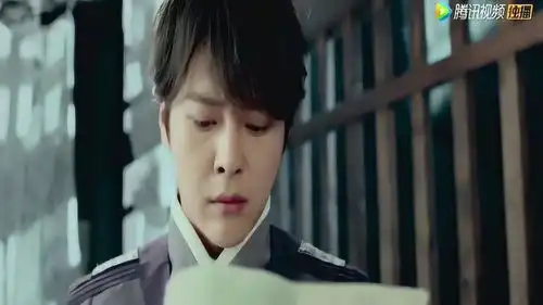 夜天子叶小天拿钱被怼,杨霖送行酒的钱你也抢
