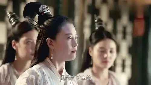 倚天屠龙记灭绝师太率众弟子来青楼,不料这里竟是天鹰教的分舵