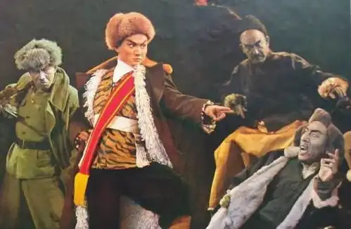 革命样板戏智取威虎山
