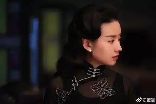 花开如梦中董洁王琳穿旗袍美如画,被赞最美民国母女