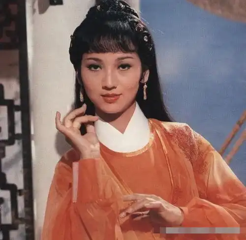 对演员来说,演活一个白娘子,已很牛,她偏偏演活了十个角色腾讯新闻
