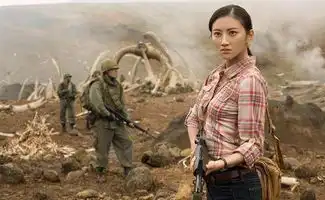 金刚骷髅岛景甜村姑打扮惹争议,网友忍俊不禁
