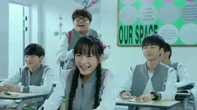 我们的少年时代焦耳的消息你们居然都不信求婚时说话
