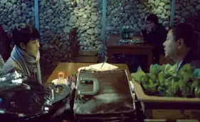 范伟跟踪孔令学演绎亲民教师遭遇艳遇
