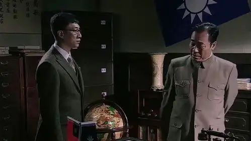 潜伏02吴站长看上汉奸的古董,得不到急坏了
