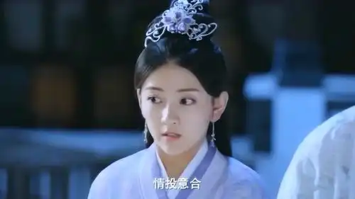 双世宠妃2霸道总裁墨连城以后不准看其他男人,小檀竟听得很享受

