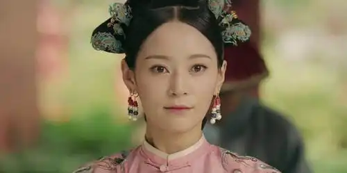 有种不成器叫容嬷嬷儿子,出道15年不温不火,媳妇比他红
