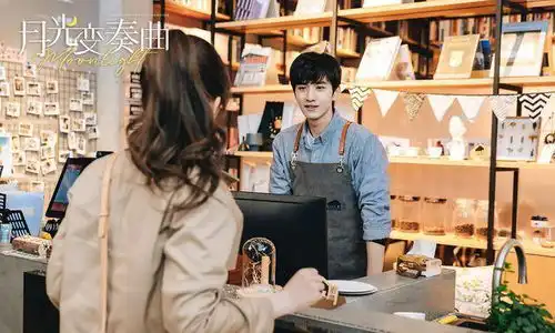 王弘毅月光变奏曲收官阳光帅气小白引关注