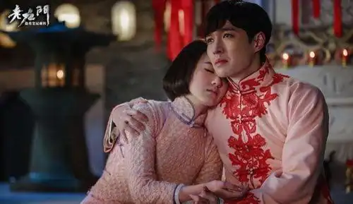 她是热巴是闺蜜,曾让张艺兴当众下跪,如今被狂吐槽五官有bug
