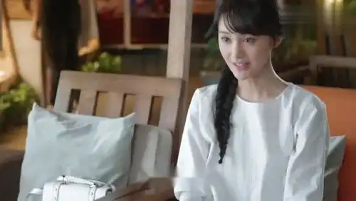 微微一笑很倾城抢亲视频换材料,微微一心为肖奈简直太暖了