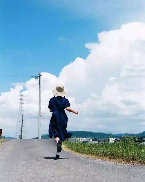 七言愿你余生不悔,旧路不归