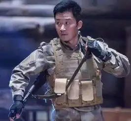 吴京只适合留寸头看到他的大背头,难怪谢楠会嫁给他
