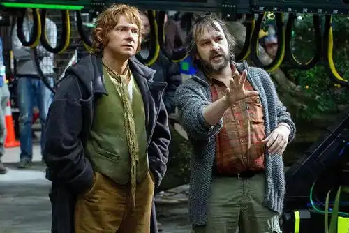 华纳官宣指环王系列将出新作,彼得杰克逊回归,你期待吗