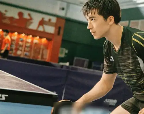 荣耀乒乓发布先导片,白敬亭许魏洲挥洒汗水,两人身材都好棒
