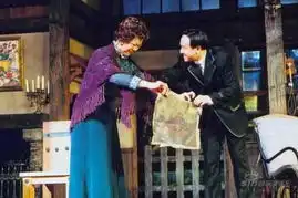 人艺把校园带进剧院学生公益场演出满百