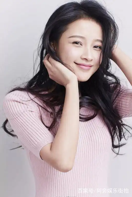 清纯俏丽,仙气十足孙怡
