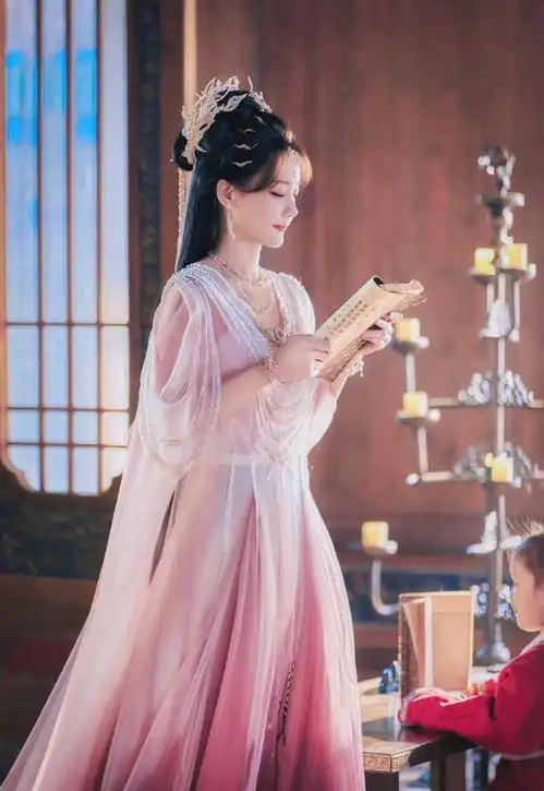 好精致的一张脸李一桐绝美剧照
